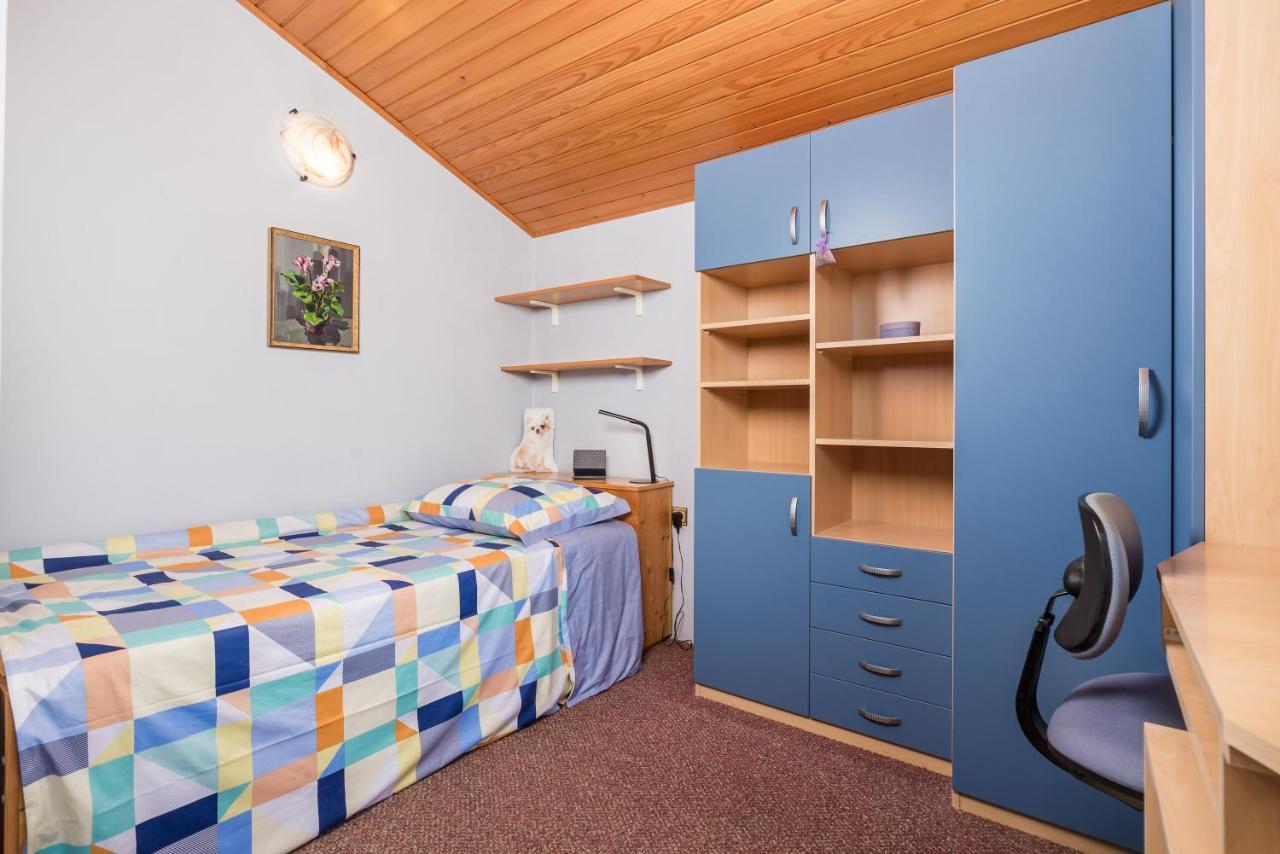 Apartment Magda With A Parking Space And Sea View Rijeka Exterior foto