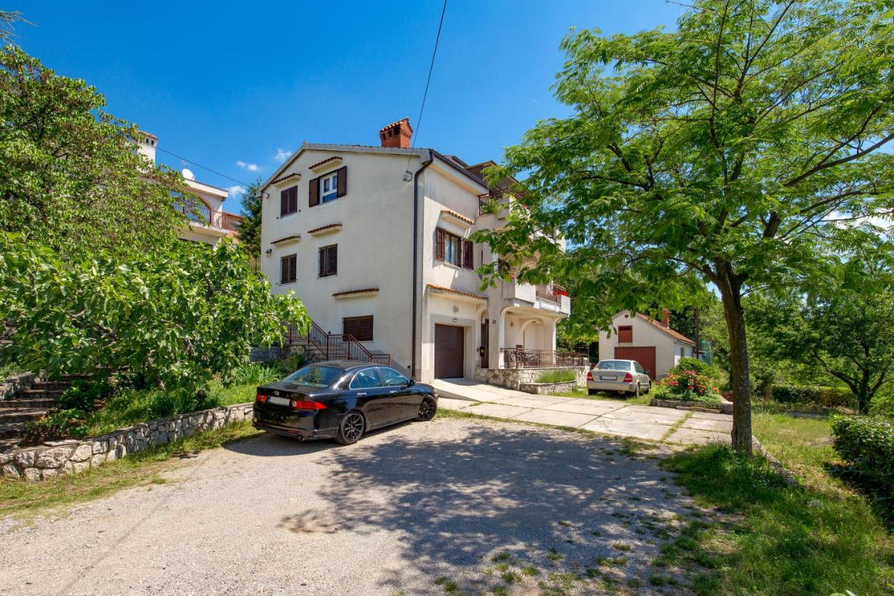 Apartment Magda With A Parking Space And Sea View Rijeka Exterior foto